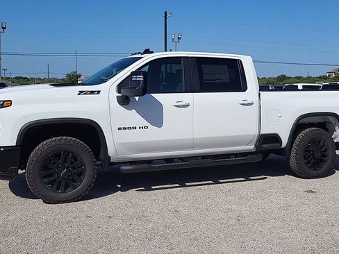 New 2025 Chevrolet Silverado 2500 LT w/ Trail Boss Package image 4