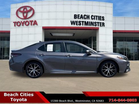 Certified 2024 Toyota Camry SE FWD image 13