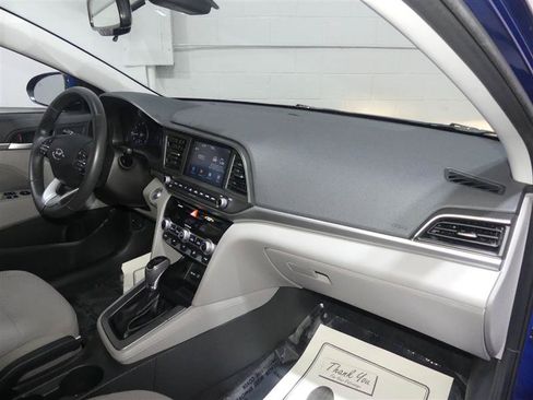 Used 2020 Hyundai Elantra Value Edition FWD image 24