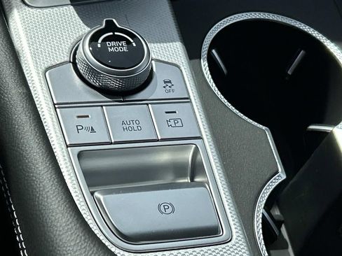 New 2026 Genesis G70 2.5T Prestige AWD/4WD image 33