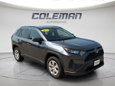 Used 2019 Toyota RAV4 LE AWD/4WD image 7