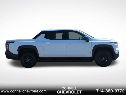 Used 2026 Chevrolet Silverado EV LT image 4