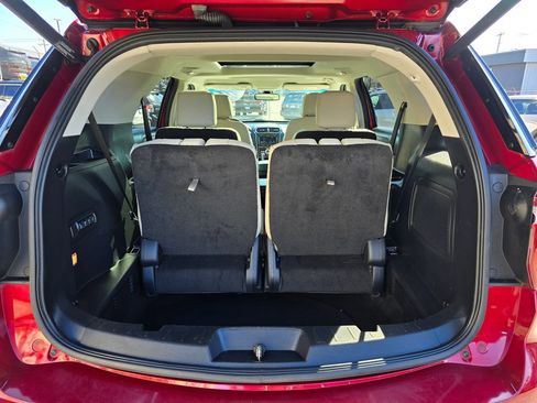 Used 2016 Ford Explorer Platinum image 13