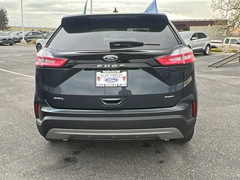 Certified 2024 Ford Edge SEL w/ Convenience Package image 4