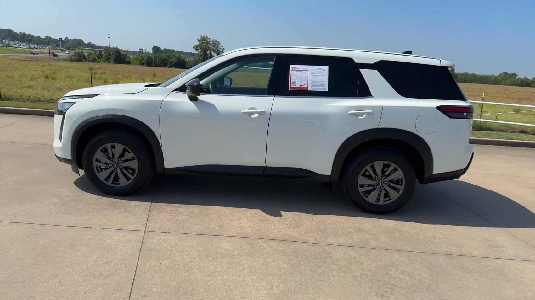 Used 2026 Nissan Pathfinder S AWD/4WD image 6