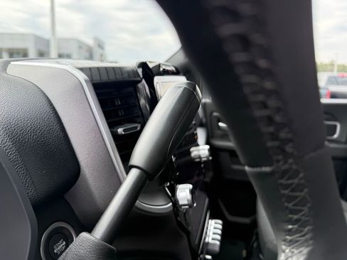 Used 2025 RAM 2500 Big Horn image 24