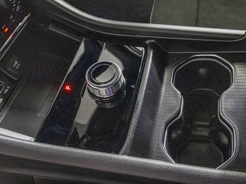 New 2025 Jeep Grand Cherokee L Altitude image 23