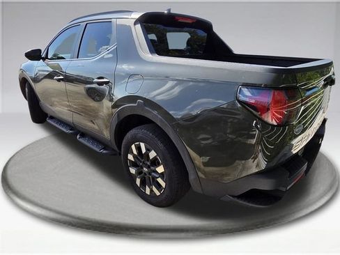 Used 2025 Hyundai Santa Cruz SEL FWD image 9