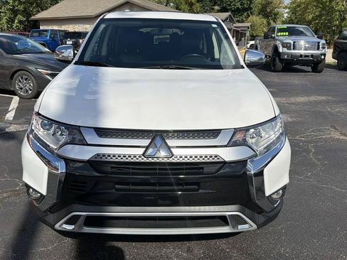 Used 2019 Mitsubishi Outlander SEL AWD/4WD image 2