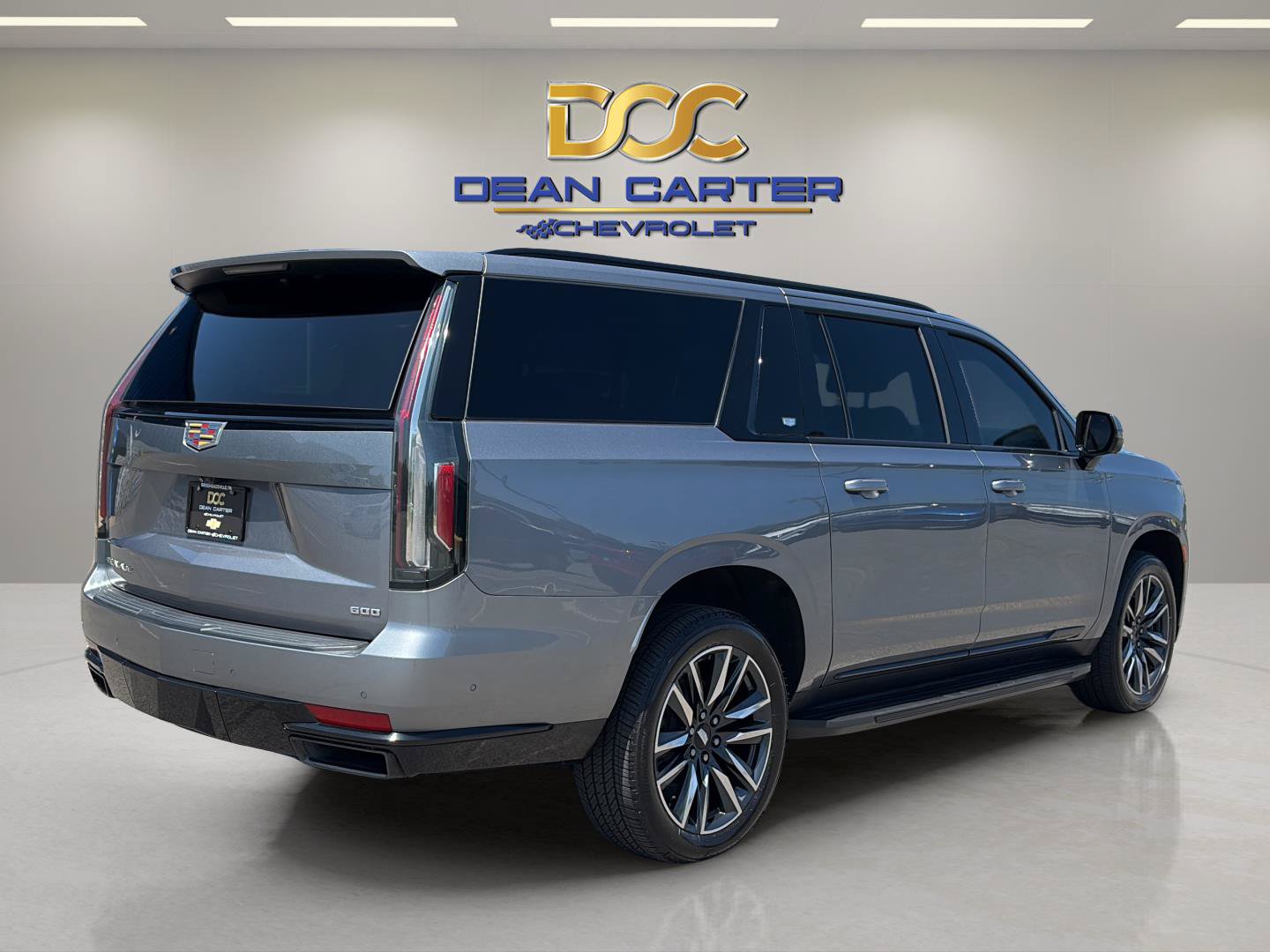 Used 2022 Cadillac Escalade ESV Sport AWD/4WD image 5