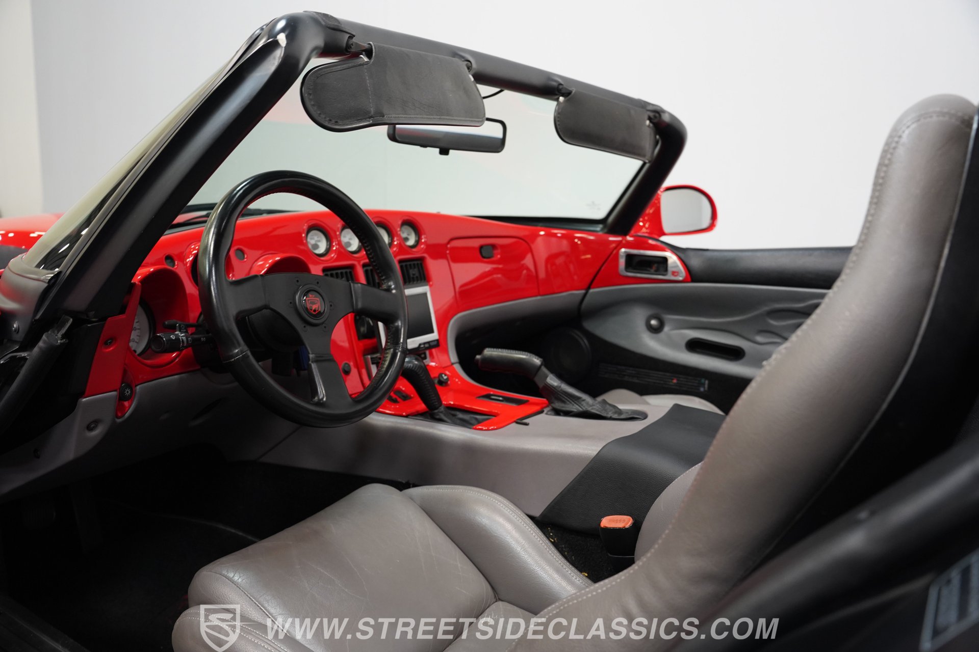 Used 1994 Dodge Viper RT/10 RWD image 4