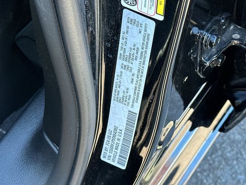 Used 2025 RAM 1500 Laramie image 57