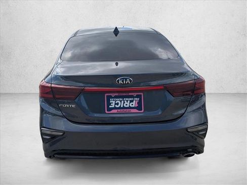 Used 2021 Kia Forte LXS image 6