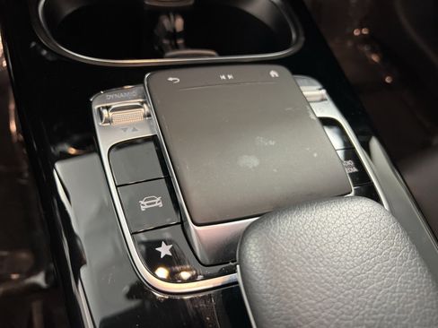 Used 2019 Mercedes-Benz A 220 4MATIC image 33