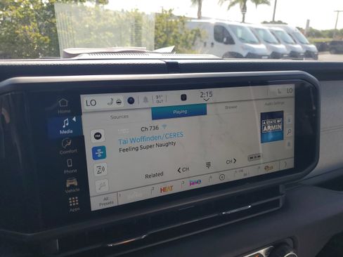 New 2025 Jeep Gladiator Sport image 16