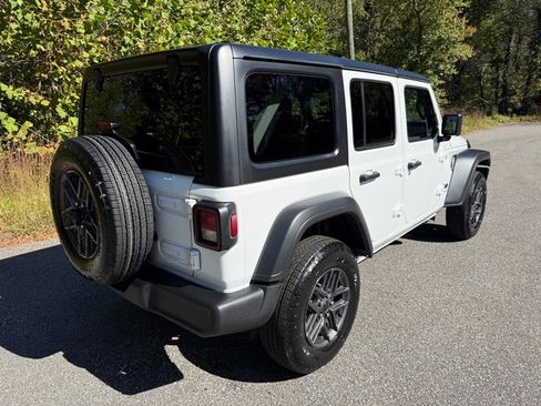 New 2026 Jeep Wrangler Unlimited Sport image 7