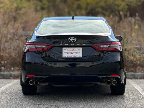 Used 2021 Toyota Camry XSE image 8