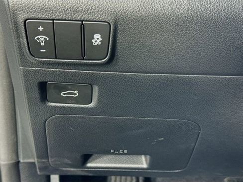 Used 2025 Kia K5 GT-Line w/ GT-Line Premium Package image 10