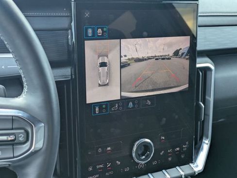 Used 2025 GMC Acadia Elevation FWD image 22