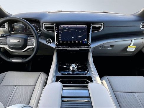 New 2026 Jeep Grand Wagoneer 2WD image 8