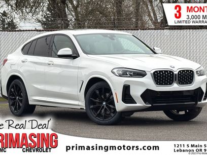 Used 2022 BMW X4 xDrive30i w/ M Sport Package 2