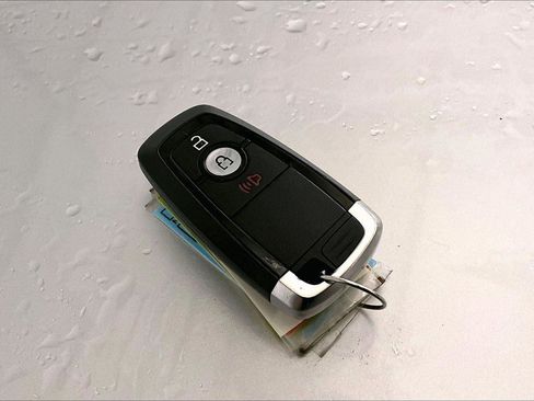 Certified 2021 Ford EcoSport SE image 9