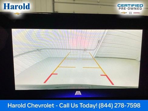Certified 2025 Chevrolet Trax ACTIV FWD image 14