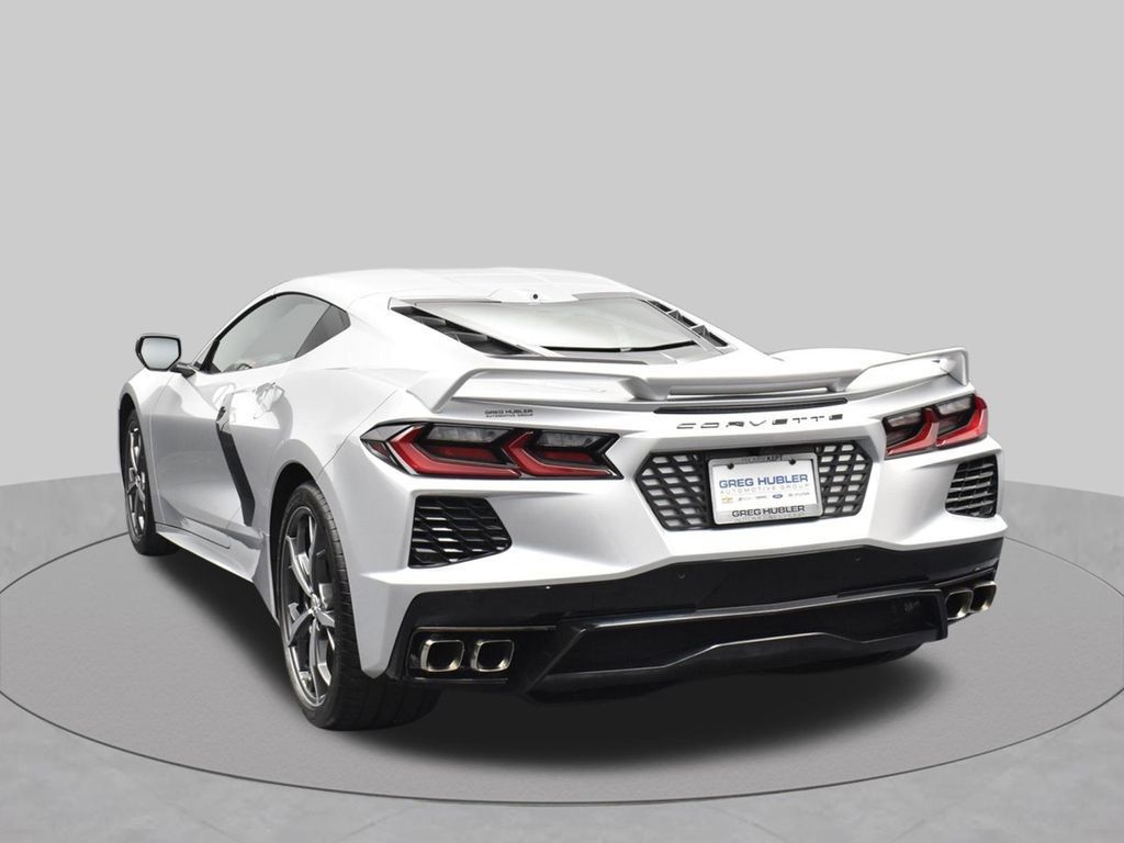 Used 2020 Chevrolet Corvette Stingray Preferred Cpe w/ 2LT Preferred Equipment Group RWD image 2