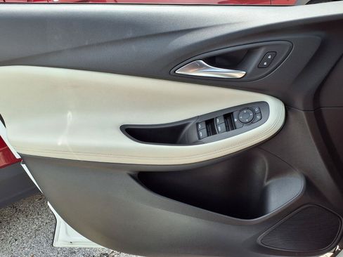 Used 2023 Buick Encore GX Preferred w/ Cold Weather Comfort Package FWD image 22