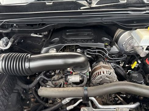 Used 2019 RAM 1500 Laramie image 41