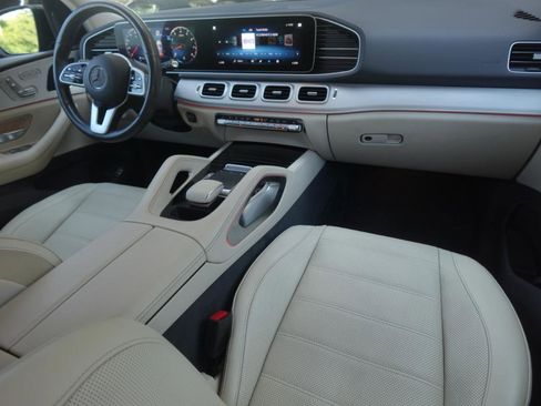 Used 2020 Mercedes-Benz GLE 350 4MATIC w/ AMG Line Exterior image 7