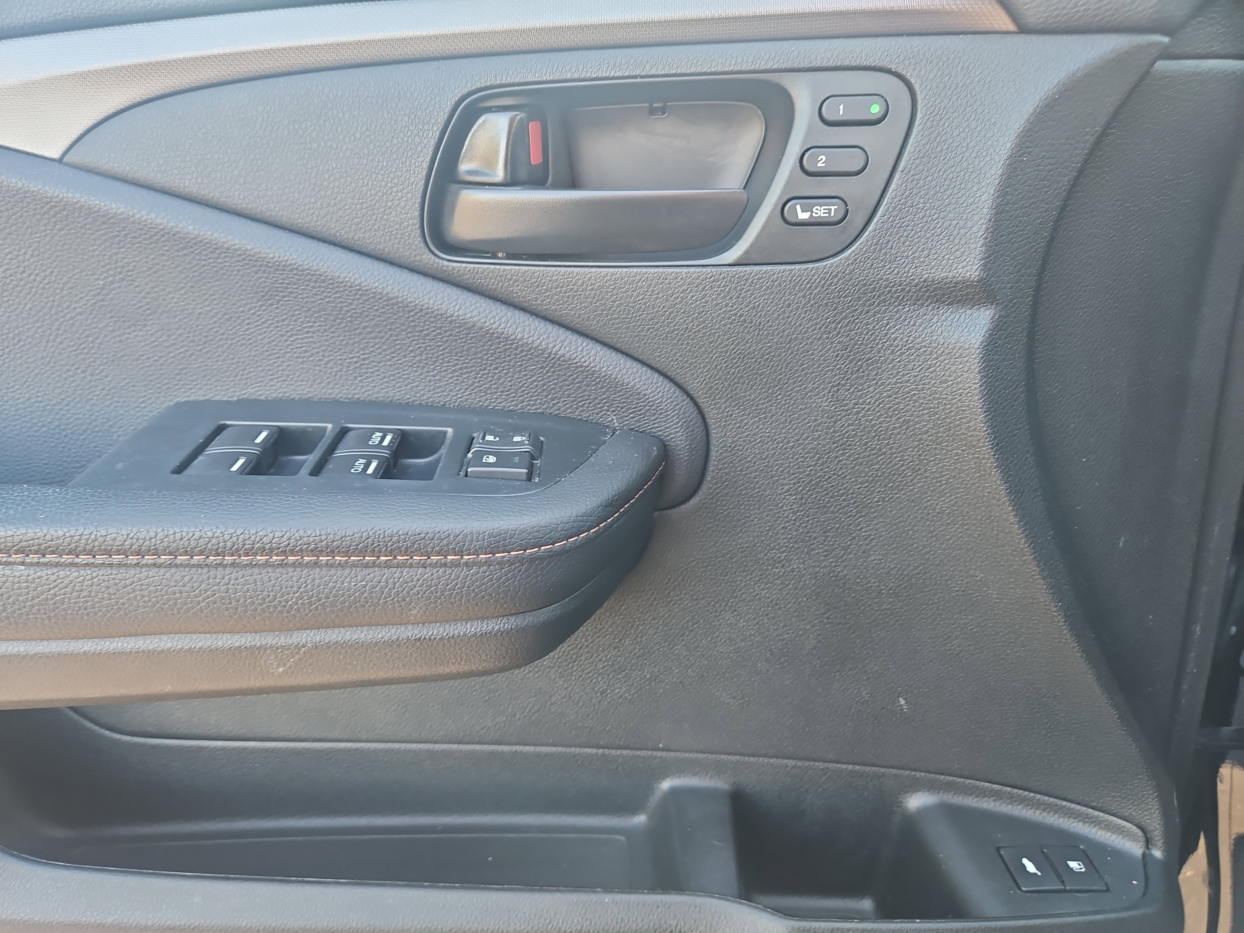 Used 2023 Honda Passport TrailSport image 3