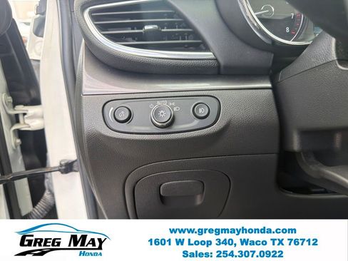 Used 2017 Buick Encore Essence FWD image 13