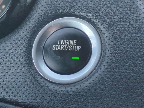 Used 2022 Cadillac XT5 Premium Luxury w/ LPO, ONYX Package image 17