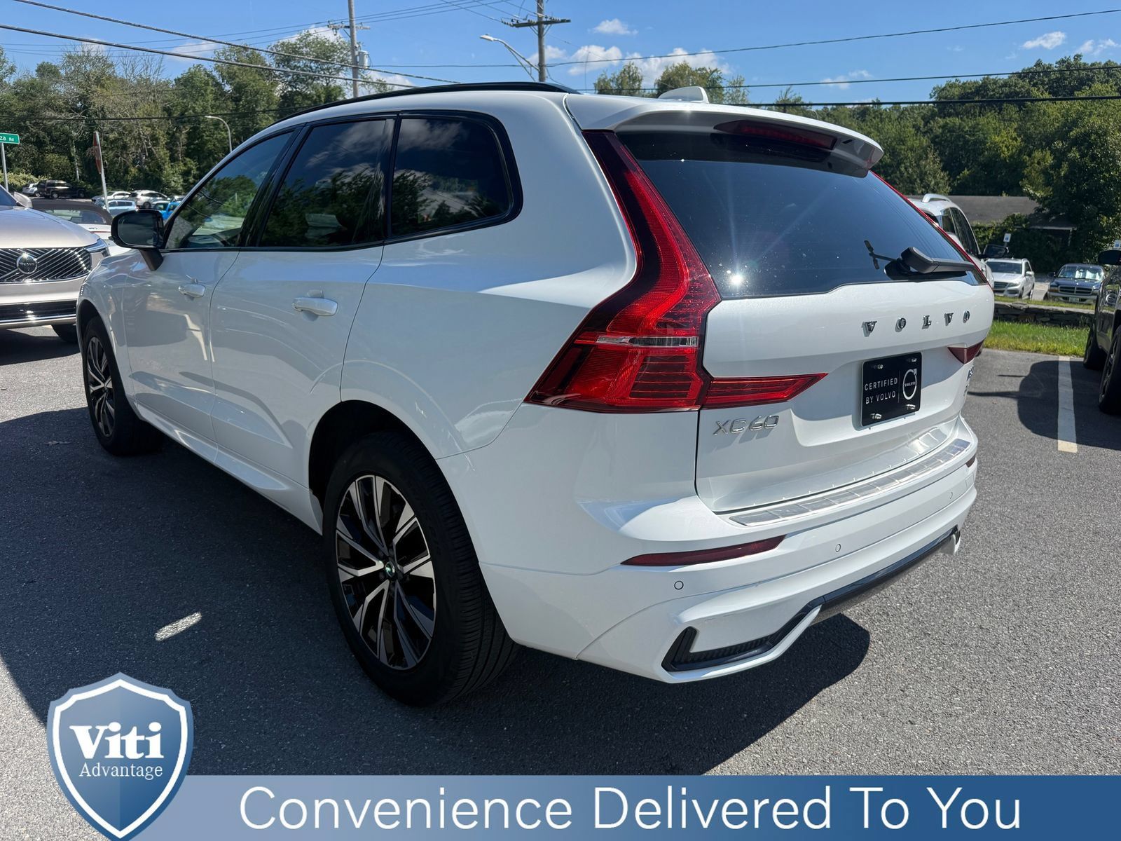 Used 2024 Volvo XC60 B5 Core w/ Protection Package Premier AWD/4WD image 6