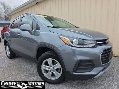 Used 2019 Chevrolet Trax LT w/ LT Convenience Package image 1
