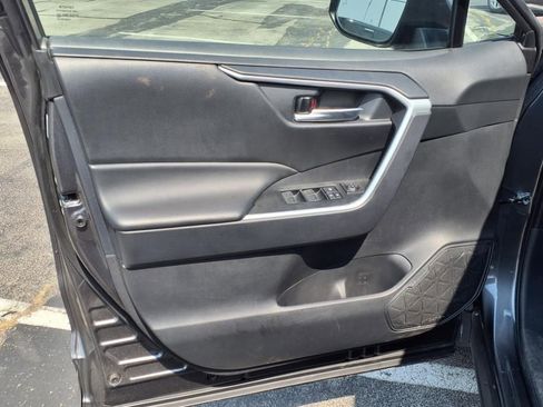 Used 2024 Toyota RAV4 XLE image 26