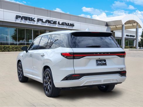 New 2026 Lexus TX 500h 500h F SPORT Performance Luxur image 4