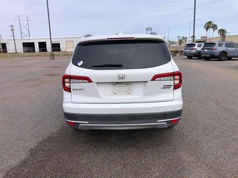 Used 2021 Honda Pilot Touring image 6