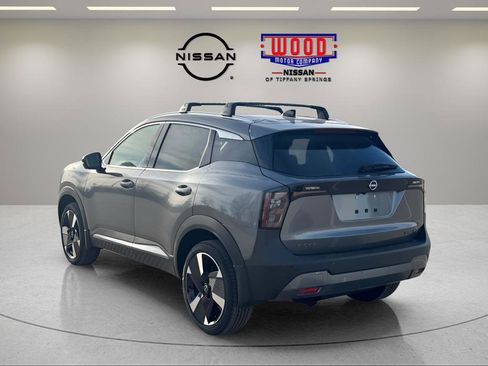New 2026 Nissan Kicks SR w/ Cold Weather Package AWD/4WD image 5
