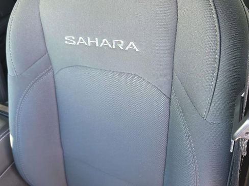 Used 2021 Jeep Wrangler Unlimited Sahara image 29