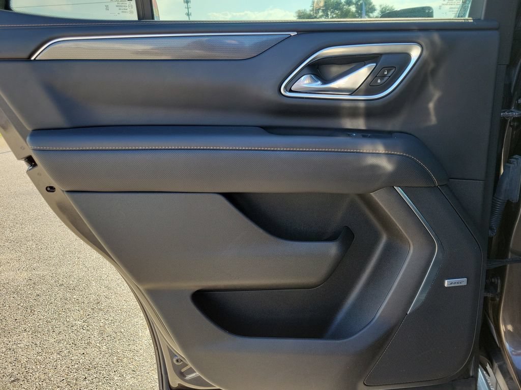 Used 2021 GMC Yukon AT4 w/ AT4 Premium Plus Package AWD/4WD image 10