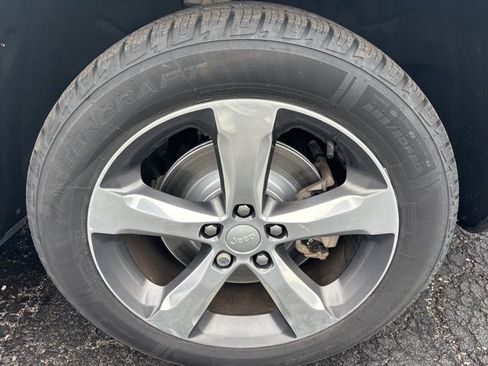 Used 2021 Jeep Grand Cherokee L Limited image 29