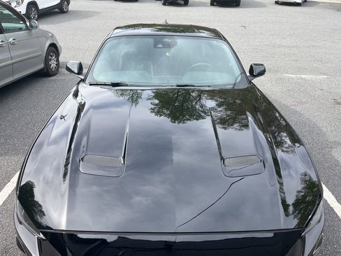 Used 2022 Ford Mustang GT Premium image 26