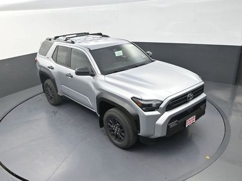 Used 2026 Toyota 4Runner SR5 image 22