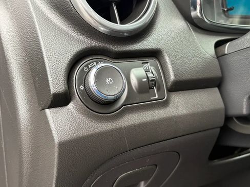 Used 2016 Chevrolet Trax LTZ AWD/4WD image 17
