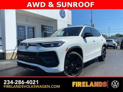 New 2025 Volkswagen Tiguan SE R-Line