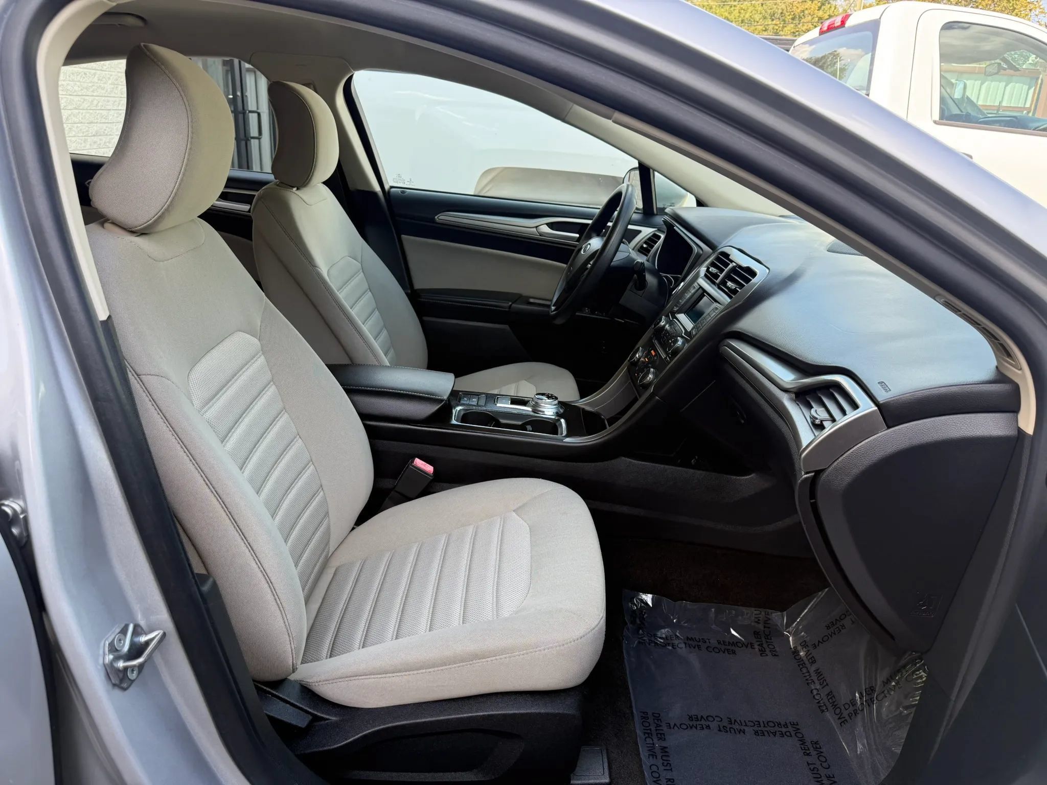 Used 2018 Ford Fusion S FWD image 18