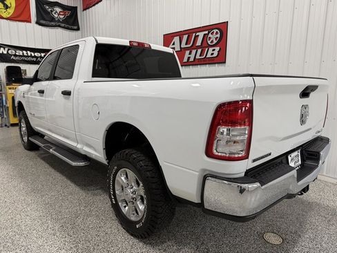 Used 2024 RAM 2500 Big Horn w/ Off Road Package AWD/4WD image 18