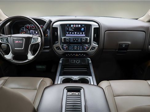 Used 2018 GMC Sierra 1500 SLT w/ Texas SLT Premium Package image 10